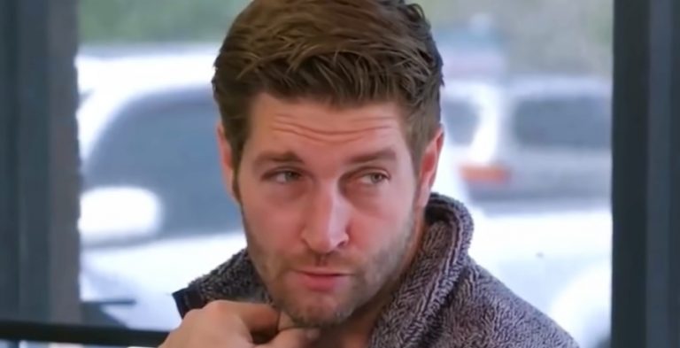 Jay Cutler Causing Major Controversy After Big Bear Hunt