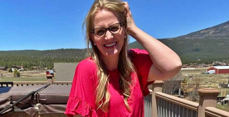 Fans React As ‘Sister Wives’ Star Christine Brown Gets COVID-19 Vaccine