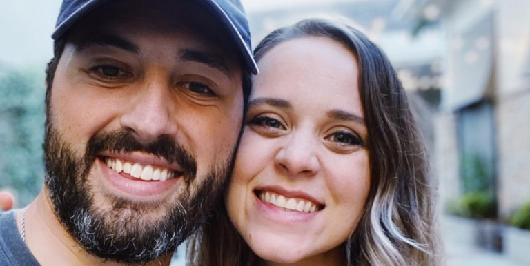 Rare Photo Of Felicity Vuolo Surfaces: Did Jinger & Jeremy Approve?!