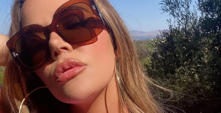 Khloe Kardashian Claps Back Once Again Over Plastic Bottle Controversy