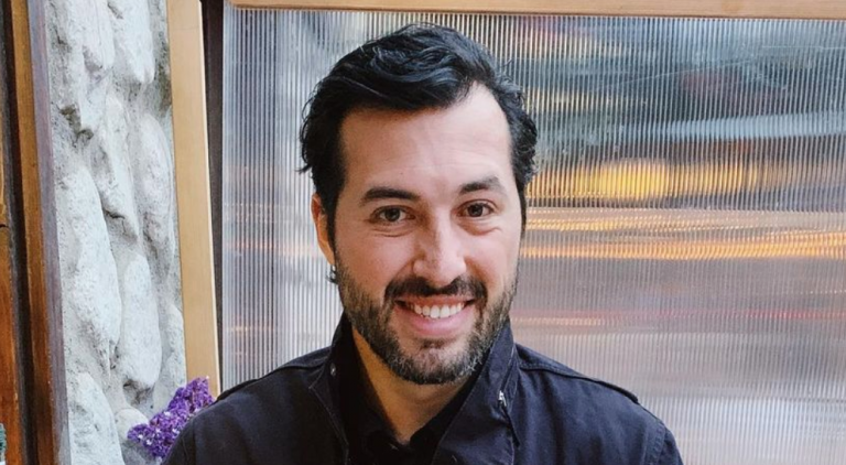 Jeremy Vuolo Gets Sassy With Fans On Social Media Again