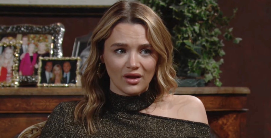 Summer Newman The Young and the Restless