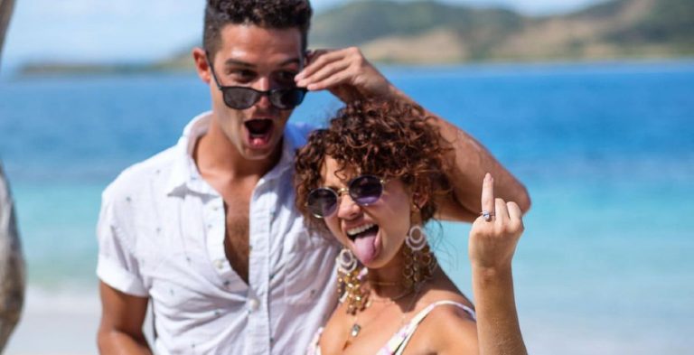 Could Wells Adams & Sarah Hyland Wed On ‘Bachelor In Paradise’?