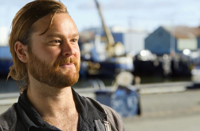 ‘Bering Sea Gold’ Exclusive: Zeke’s Dumpster Berries Snack Attack