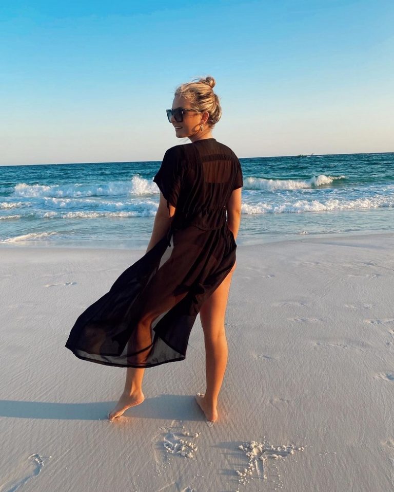 Chase Chrisley’s Girlfriend Emmy Medders Stuns In Sexy Black Bikini