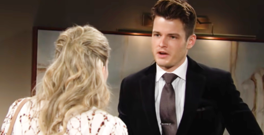 'Y&R' Michael Mealor OUT - Kyle Leaves With Summer?