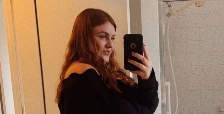 Isabel Roloff Showcases Sexy Post-Baby Bod Despite Insecurities