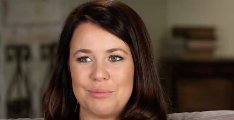 Is Jana Duggar Staying Single To Save Herself From An Awkward Courtship?
