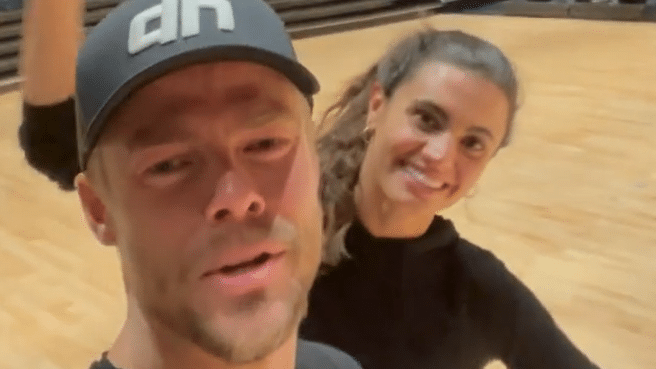 Derek Hough Will Give A Special Performance On ‘DWTS’ Horror Night