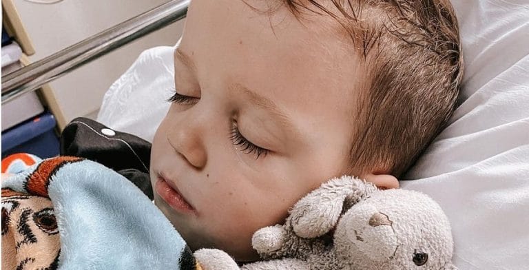 Jackson Roloff Hospitalization Update: See Photo Of Zach & Tori’s Brave Boy