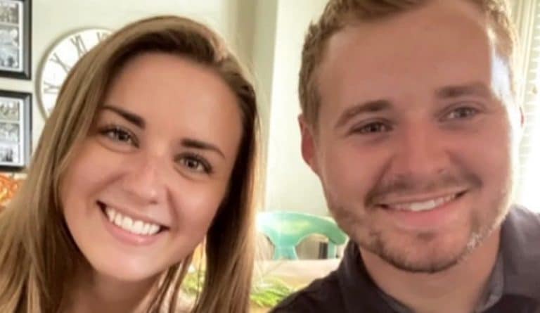Pregnant Katey Duggar Shows Off Tiny Baby Bump In New Snap