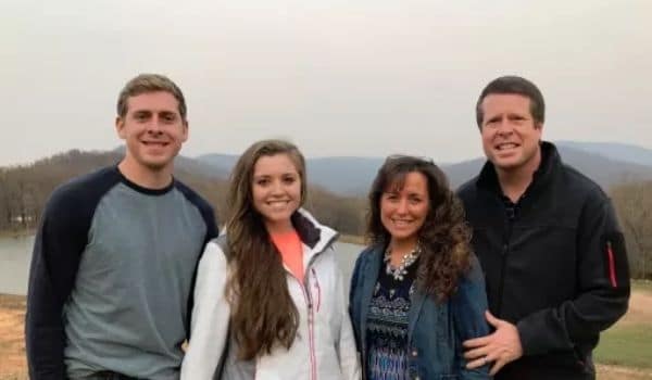 Duggar Family Blog (Joy-Anna Forsyth)