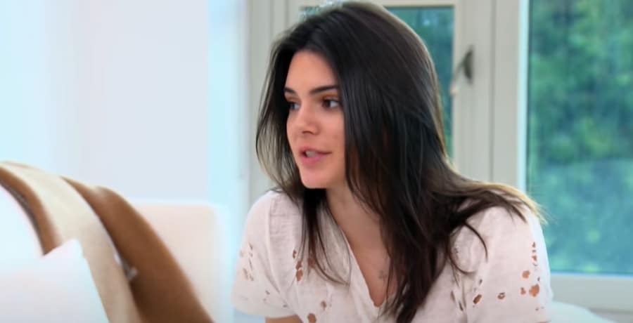 Comfy Never Looked So Good On Fashionista Kendall Jenner [Screenshot | YouTube]