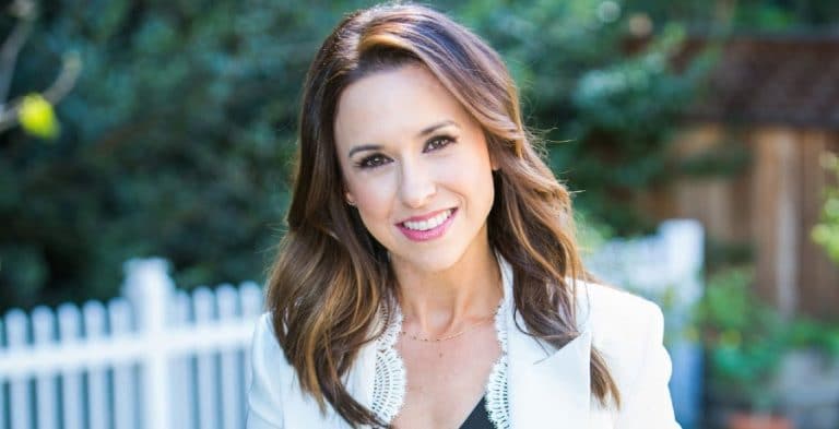 Lacey Chabert’s 2021 Net Worth Revealed