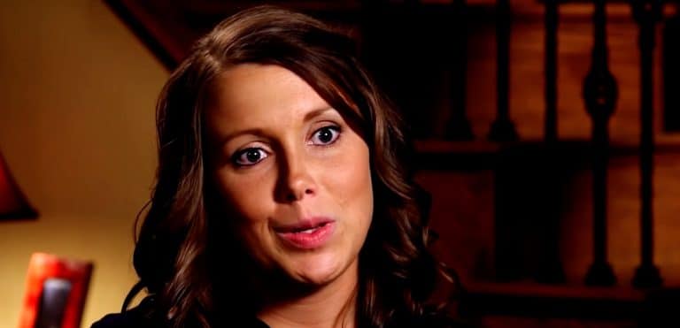 Anna Duggar Body Shaking Tells True Reaction To Sick Images