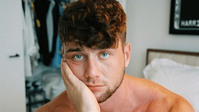 ‘Too Hot To Handle:’ Harry Jowsey Confirms New Romance With Model