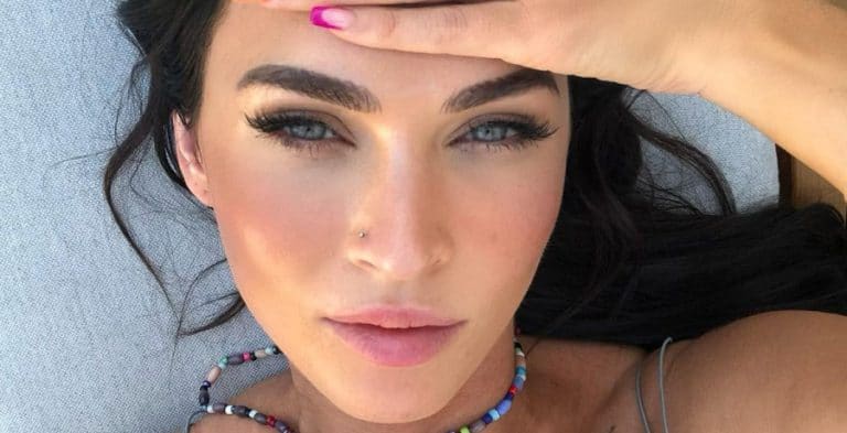 Amy King Criticizes Megan Fox's Engagement Ring: 'Not Real Love' [Credit: Megan Fox/Instagram]