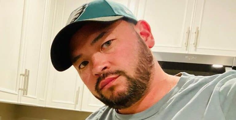 Jon Gosselin Finally Shares Younger New Girlfriend With Fans