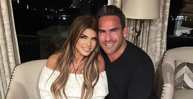 Fans Tell Teresa Giudice To Run After Freaky Video Of Fiance Is Released