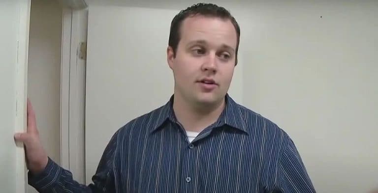 Josh Duggar Spotted With Minors Just Days Before Child Porn Trial?