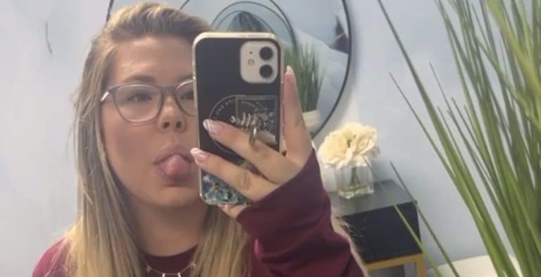 Kailyn Lowry Hopes For A Good Time In The Bed Of Her $750K Mansion