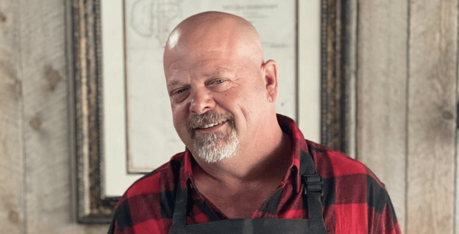 Pawn Stars Rick Harrison Shares Rare Snap Of Girlfriend On Date Night