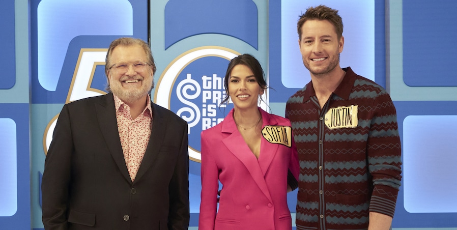 CBS’ top-rated daytime game show THE PRICE IS RIGHT, hosted by Drew Carey, has newlywed actors Justin Hartley and Sofia Pernas “come on down” for a special primetime Valentine’s Day episode of THE PRICE IS RIGHT AT NIGHT, MONDAY, Feb. 14 (8:00-9:00 PM, ET/PT) on the CBS Television Network, and available to stream live and on demand on Paramount+*. Pictured L to R: Drew Carey, Sofia Pernas, and Justin Hartley. Photo: Sara Mally/CBS ©2022 CBS Broadcasting, Inc. All Rights Reserved.