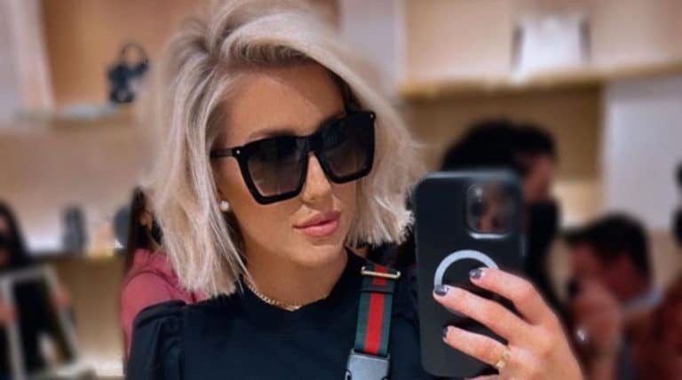 Savannah Chrisley Wows With Super Tiny Black Hugging Pants