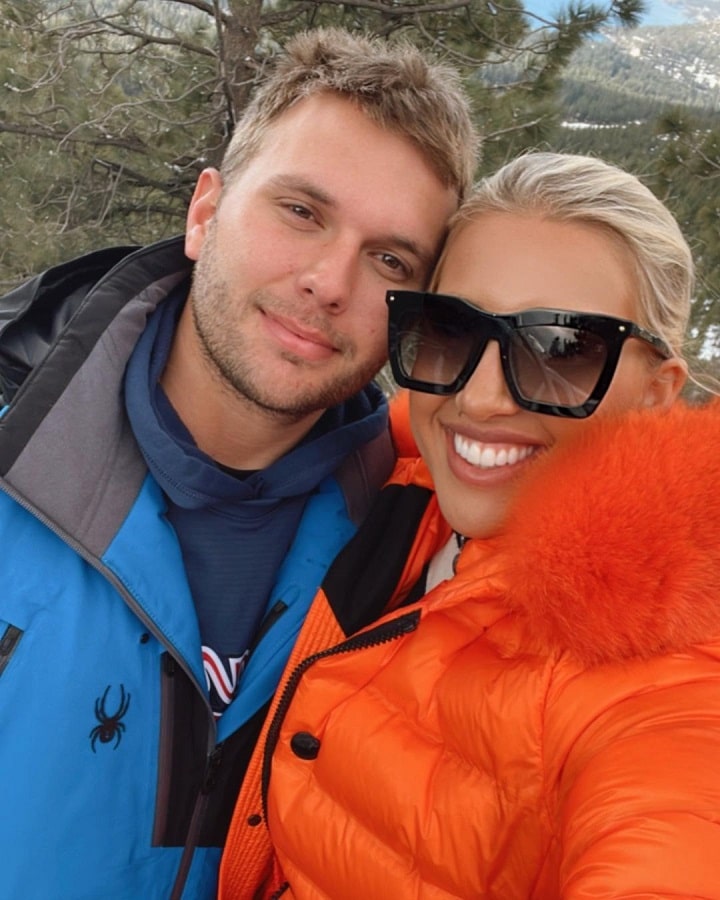 Chase Chrisley And Savannah Chrisley On Ski Trip [Credit: Savannah Chrisley/Instagram]