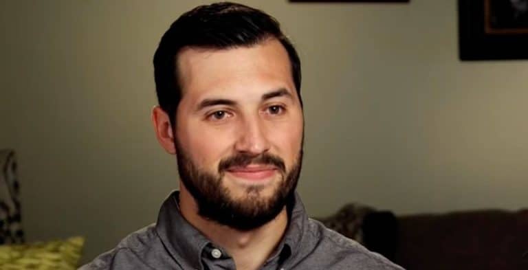 Why Does Jeremy Vuolo Look So Angry In Latest Pic?