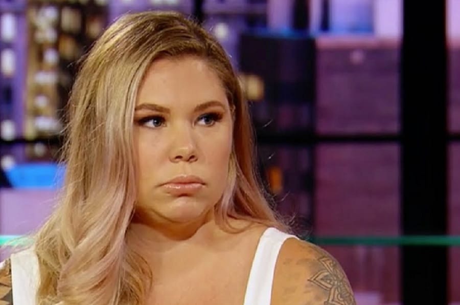 Kailyn Lowry Being Nosy? [Credit: YouTube]