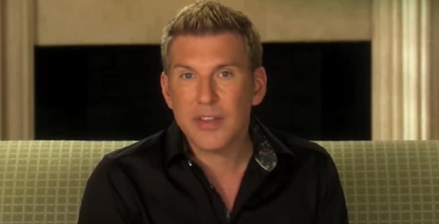 Todd Chrisley Is Embracing His Inner Hoe [Credit: YouTube]