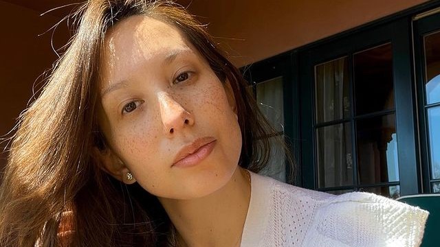 Cheryl Burke Reflects In A Special Place As Her Divorce Looms