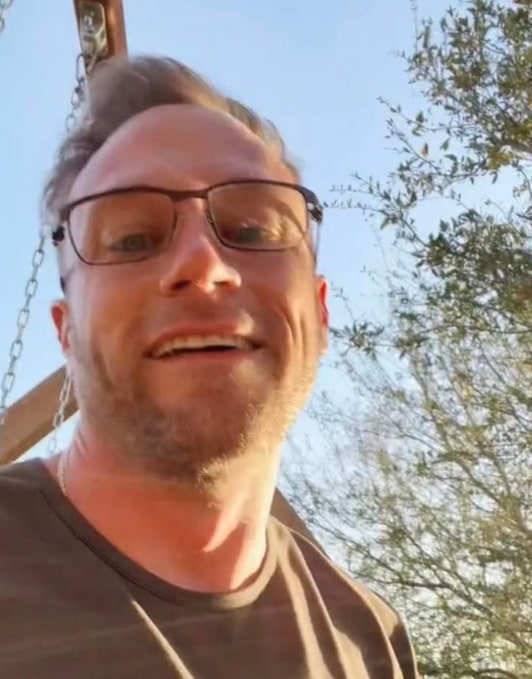 ‘OutDaughtered:’ Parker Busby Falls Off Swing Set, Lands On Head