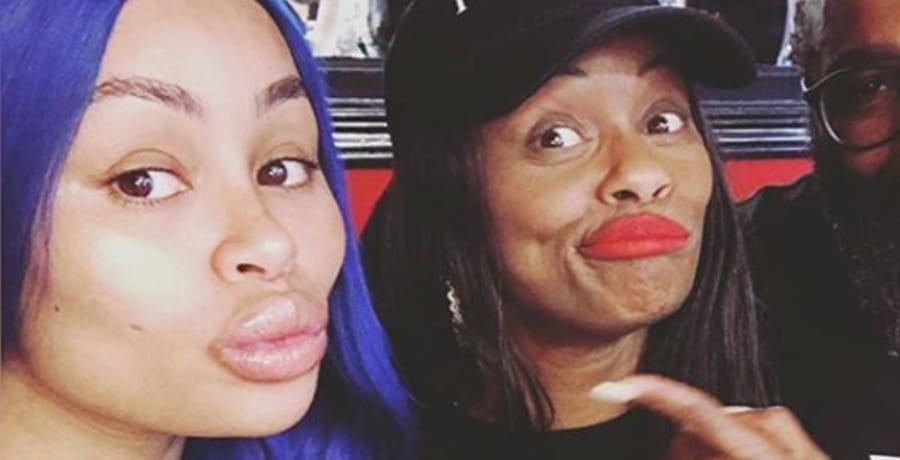 Blac Chyna's Mom Poking At Rob Kardashian's Ugly Sister's? [Credit: Instagram]