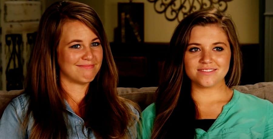 Jana Duggar, YouTube