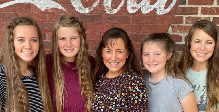 Why Is Michelle Duggar Homeschooling About Bankruptcy Law?
