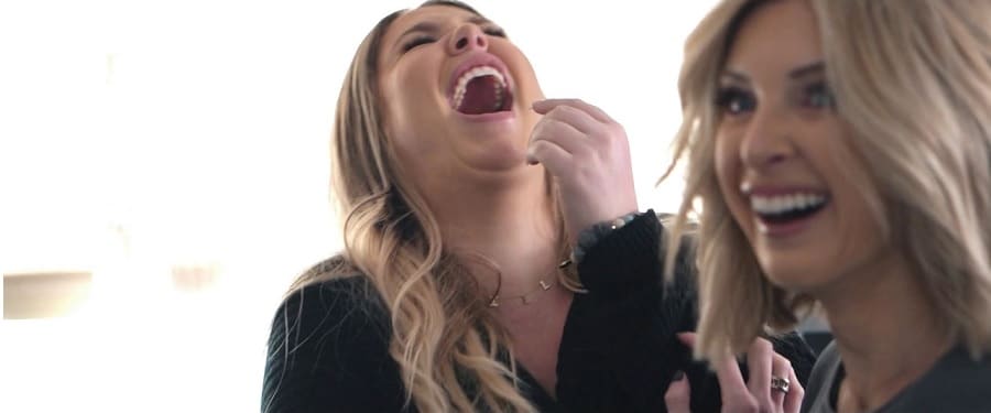 Kailyn Lowry And Lindsie Chrisley Up To Hijinks [Credit: YouTube]