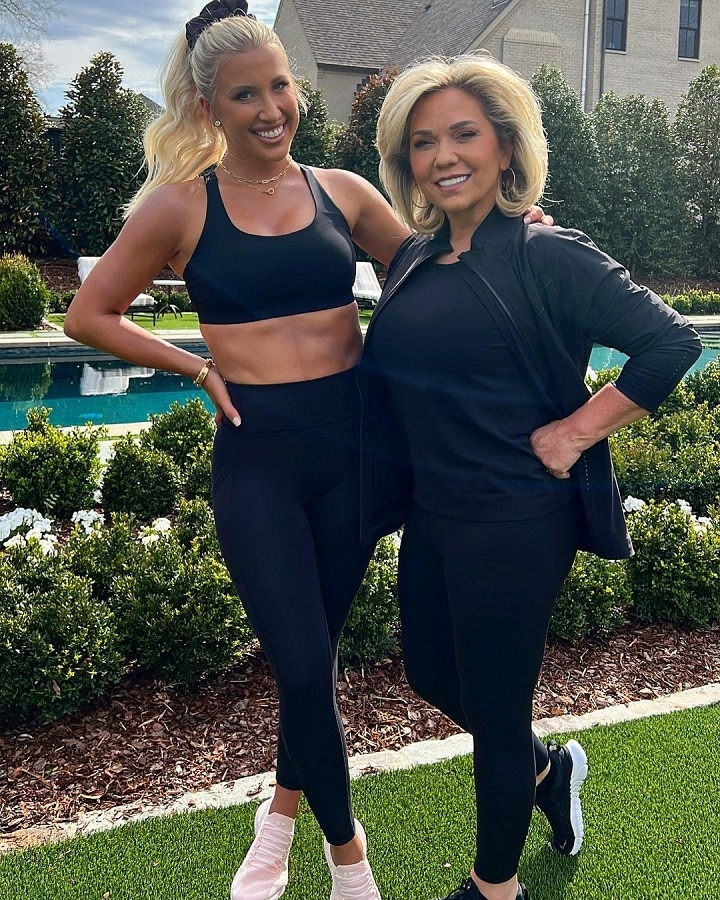 Savannah Chrisley And Julie Chrisley's Fitness Journey [Credit: Savannah Chrisley/Instagram]