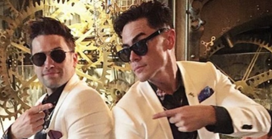 Schwartz & Sandy's Update: What Happened To Toms' New Bar [Credit: Tom Sandoval/Instagram]