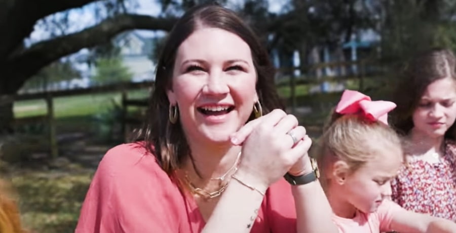 Outdaughtered - danielle Busby Youtube