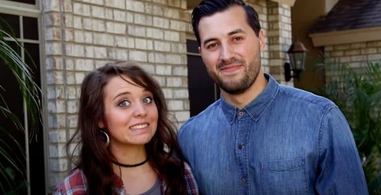 Jeremy Vuolo Brings Attention To Graying Beard With Pics