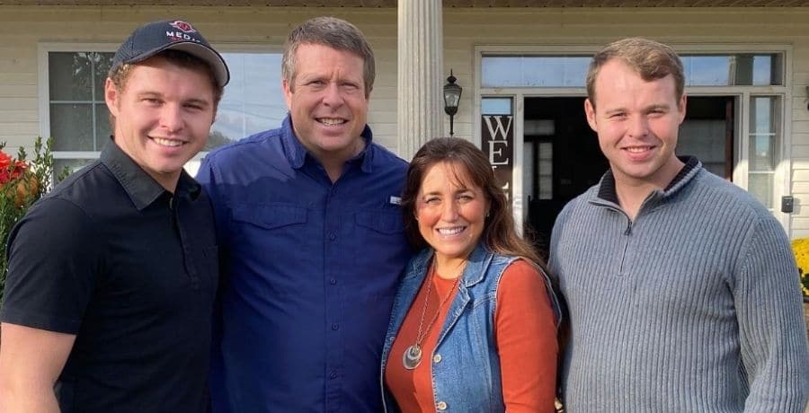 Duggar family Instagram (Jim Bob and Michelle Duggar)