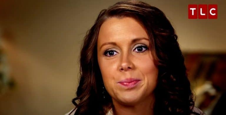 Anna Duggar Flees Courtroom While Fighting Back Tears