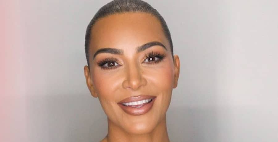 Kim Kardashian Admits To Nose Job & Injections But NO Botox? [The Ellen Show | YouTube]