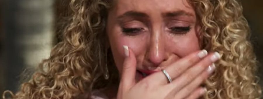 Temptation Island: Gillian Lieberman Cries [Credit: USA Network/YouTube]