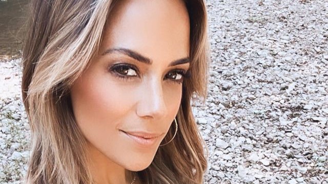 Jana Kramer Hooked Up With Married Pro On ‘DWTS’