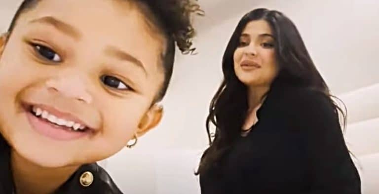 Kylie Jenner’s Daughter Stormi Leaked New Baby Brother’s Name?