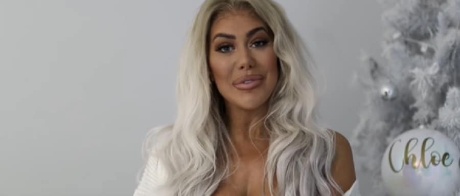 Chloe Ferry Shows Off Curves [Chloe | YouTube]