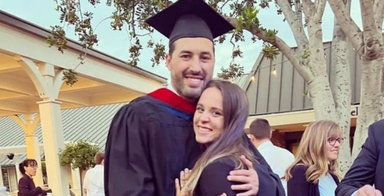 Is Jinger Vuolo’s Family Moving Out Of LA After Jeremy’s Graduation?